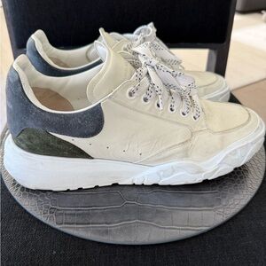 White and Gray Low-Top Sneakers with Suede-like Material